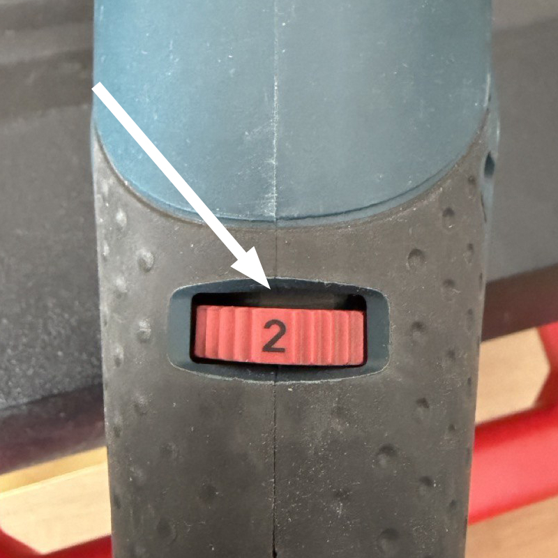 Углошлифовальная машина УШМ с регулировкой оборотов для шлифовальных работ