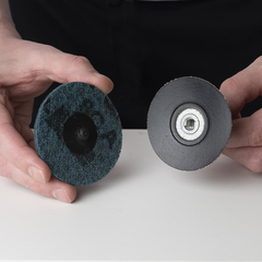 Шлифовальный круг нетканый 3M Roloc 75мм Very Fine №2