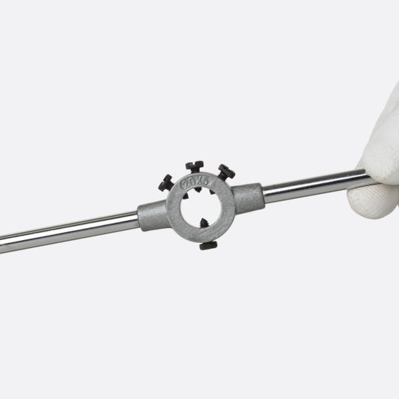 Плашкодержатель М3-М4 №3
