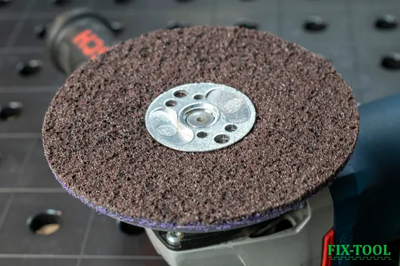 Скотч-брайт Bosch круг темно-коричневый SCM 125 мм Coarse 2608624137