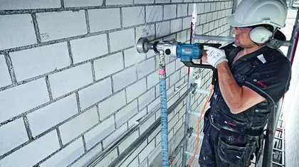 Как правильно сверлить алмазной коронкой