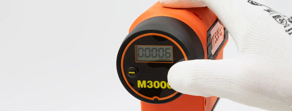 Как пользоваться заклепочником