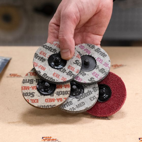 Тестовый набор кругов 3M и Norton 75мм Roloc №6 Тестовый набор кругов 3M и Norton 75мм Roloc №6