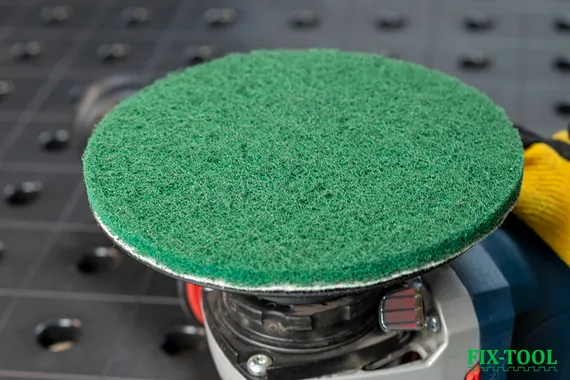 Скотч брайт Bosch круг на липучке зеленый 125 мм General Purpose 2608624120