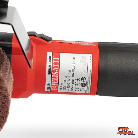 Фото наклейки с техническими характеристиками