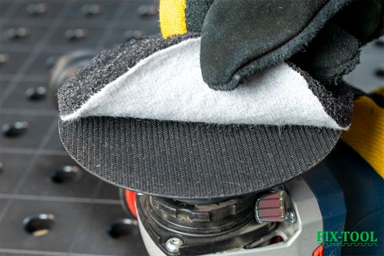 Скотч-брайт Bosch круг черный 125 мм Medium Velcro №2