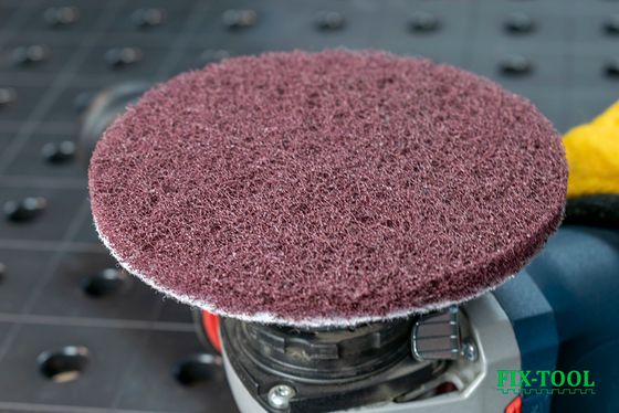 Скотч-брайт Bosch круг бордовый 125 мм Medium Velcro №3 Скотч-брайт Bosch круг бордовый 125 мм Medium Velcro №3