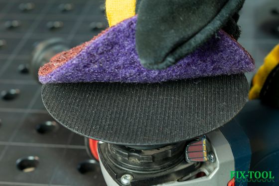 Скотч-брайт Bosch круг темно-коричневый SCM 125 мм Coarse №3