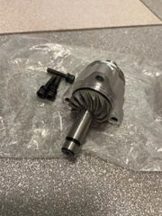 Крышка редуктора в сборе MESSER 6832-6831 №2 Крышка редуктора в сборе MESSER 6832-6831 №2