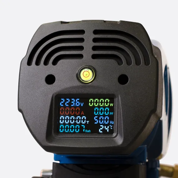 LSD дисплей показывает текущее состояние мотора