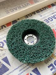 Круг 3М Scotch-Brite 125x22 Clean & Strip XT Extra Cut №1