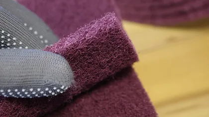 Технологии сатинирования: Обзор системных решений Fix-Tool в нетканых абразивах