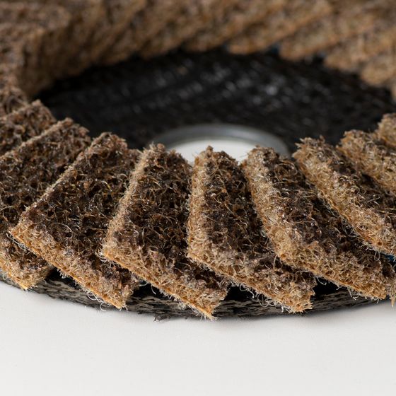 Круг лепестковый нетканый FB 125x22 Coarse №3 Круг лепестковый нетканый FB 125x22 Coarse №3