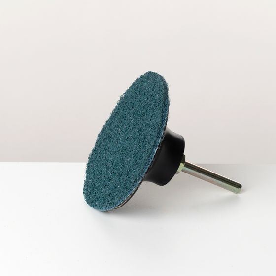 Шлифовальный круг нетканый 3M Roloc 75мм Very Fine №5 Шлифовальный круг нетканый 3M Roloc 75мм Very Fine №5