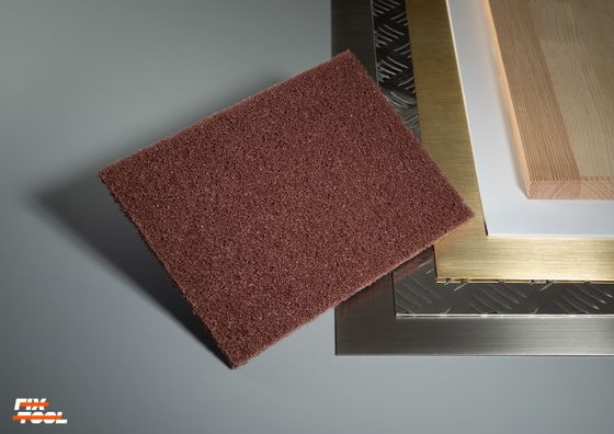 Скотч брайт FB лист красный 158 мм x 224 мм Coarse P80 №3