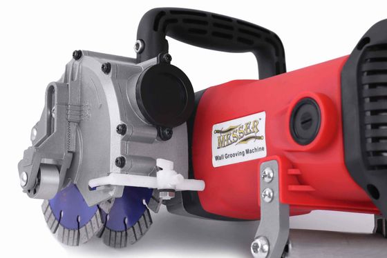 Штроборез MESSER T1556 2500Вт, 7500 об/мин, D125 №10 Штроборез MESSER T1556 2500Вт, 7500 об/мин, D125 №10