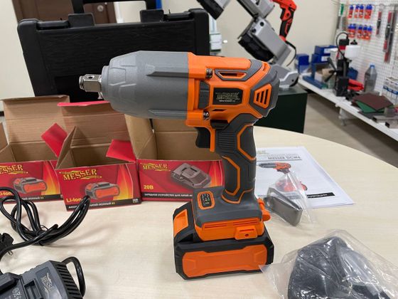 Гайковерт MESSER DCW6 аккумуляторный ударный 4Ач №11 Гайковерт MESSER DCW6 аккумуляторный ударный 4Ач №11