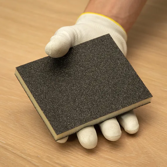 Губка двухсторонняя хорошо восстанавливает форму