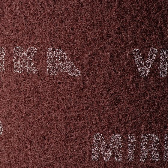 Скотч брайт MIRKA Mirlon рулон красный 115 мм x 10 м Very Fine №4