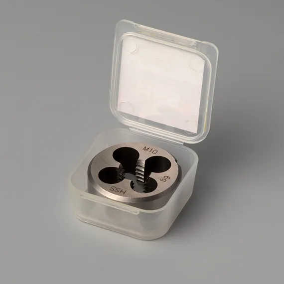 Плашка метрическая M10X1.5 в упаковке