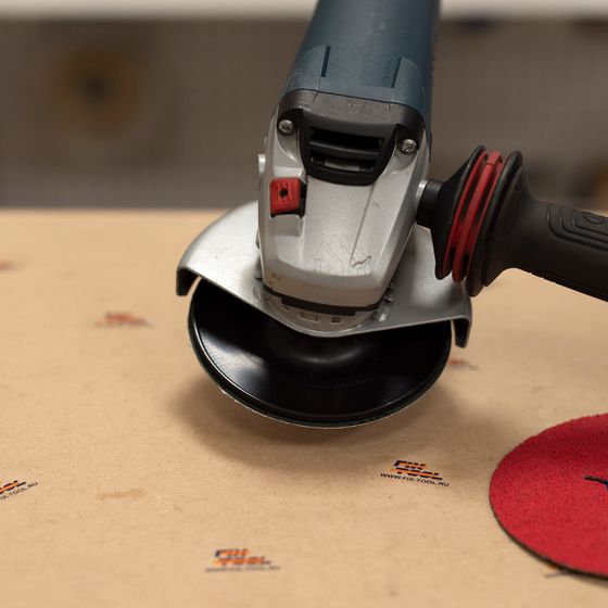 Опорная тарелка для фибровых кругов 125 мм жесткая, ребристая FB №5 Опорная тарелка для фибровых кругов 125 мм жесткая, ребристая FB №5