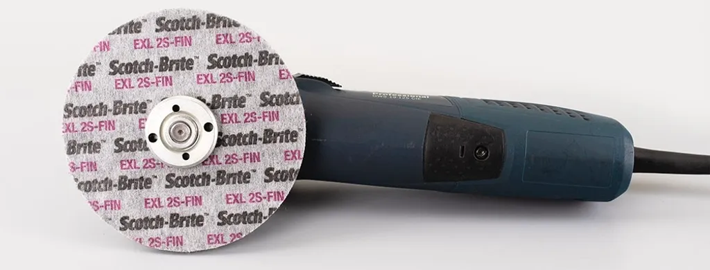 Как доводочный круг установить на болгарку?