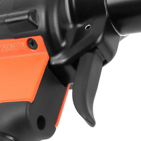 Кнопка пуска и эргономичная рукоятка