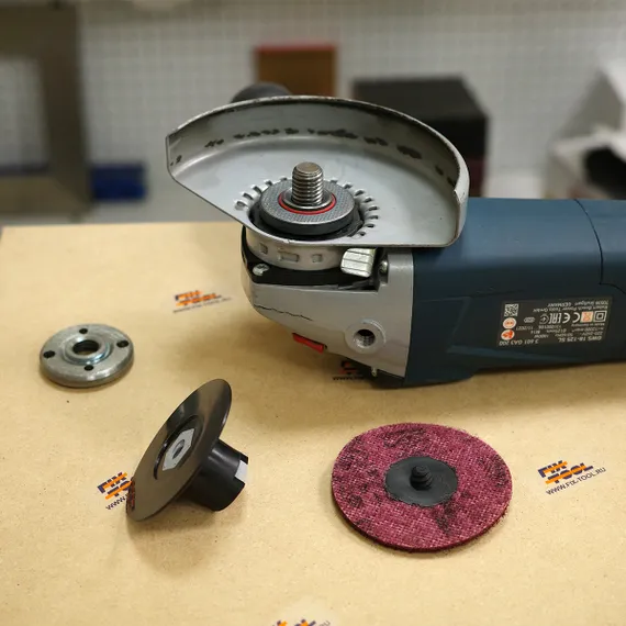 Шлифовальный круг нетканый 3M Roloc 75мм Medium можно установить на УШМ