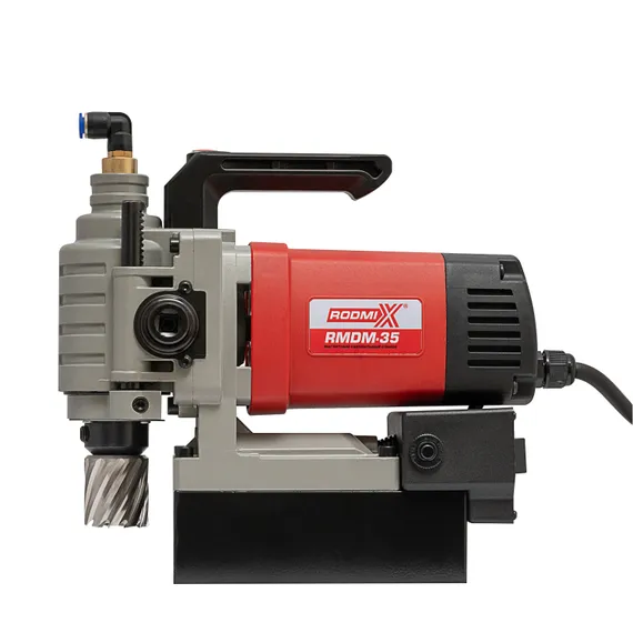 На станок установлено HSS фреза