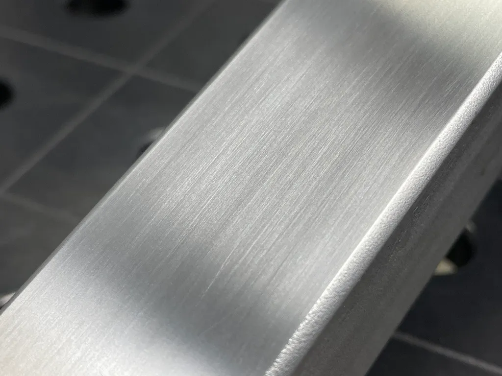 Как сделать качественное сатинирование нержавеющей стали