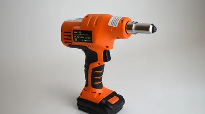 Зачем нужен заклепочник?