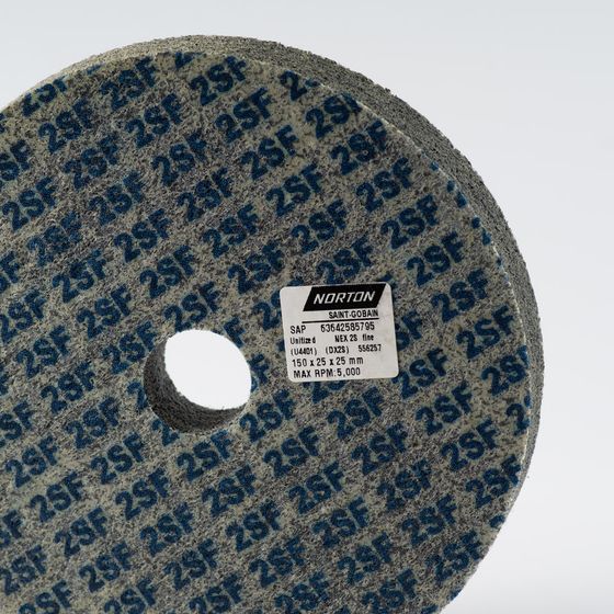 Круг нетканый прессованный Norton BearTex Rapid Blend 150х25х25 мм NEX-2SF №4 Круг нетканый прессованный Norton BearTex Rapid Blend 150х25х25 мм NEX-2SF №4